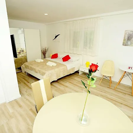 Apartman Cavka *